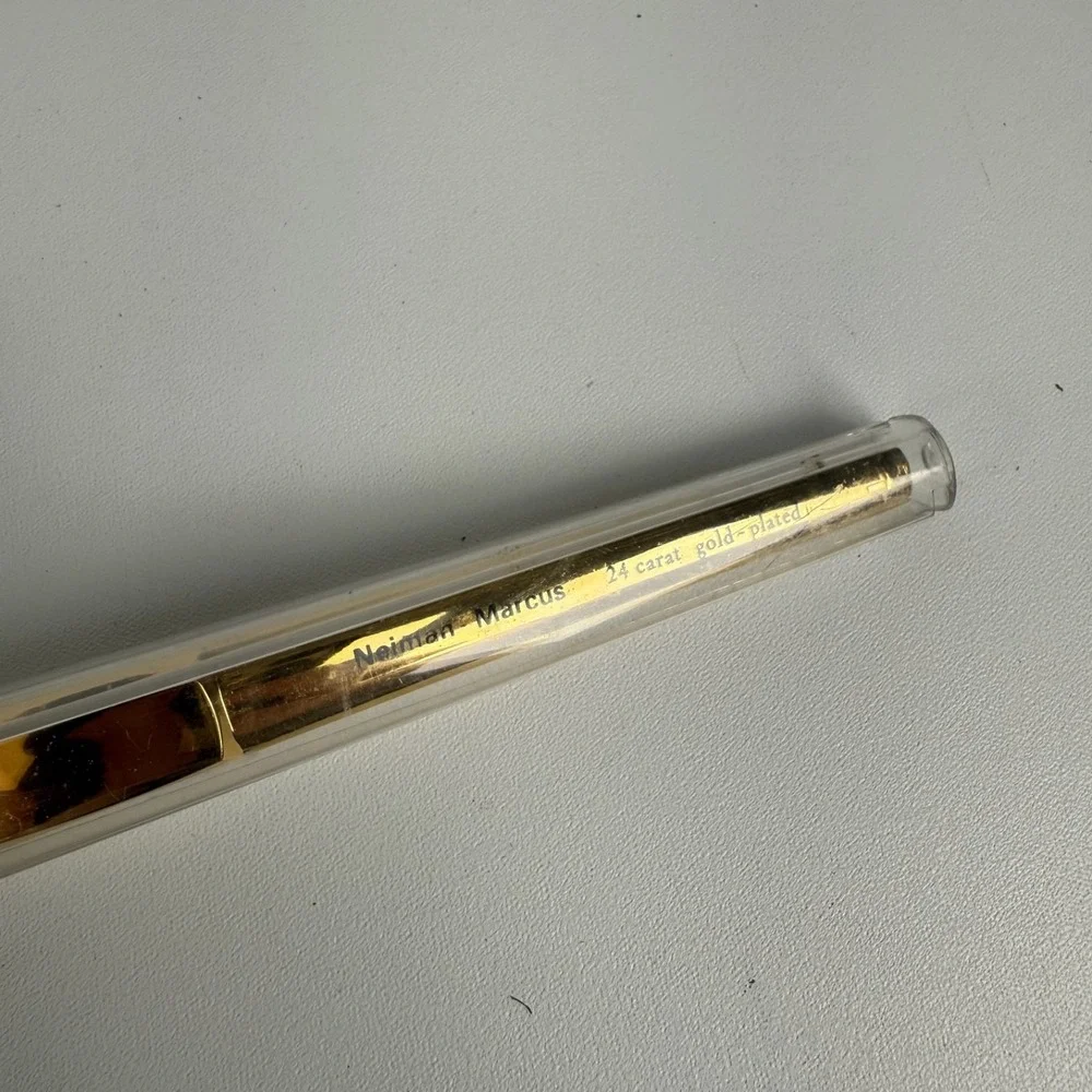 Neiman Marcus 24 Carat gold-plated toothbrush‎ *New in original case* Vintage
